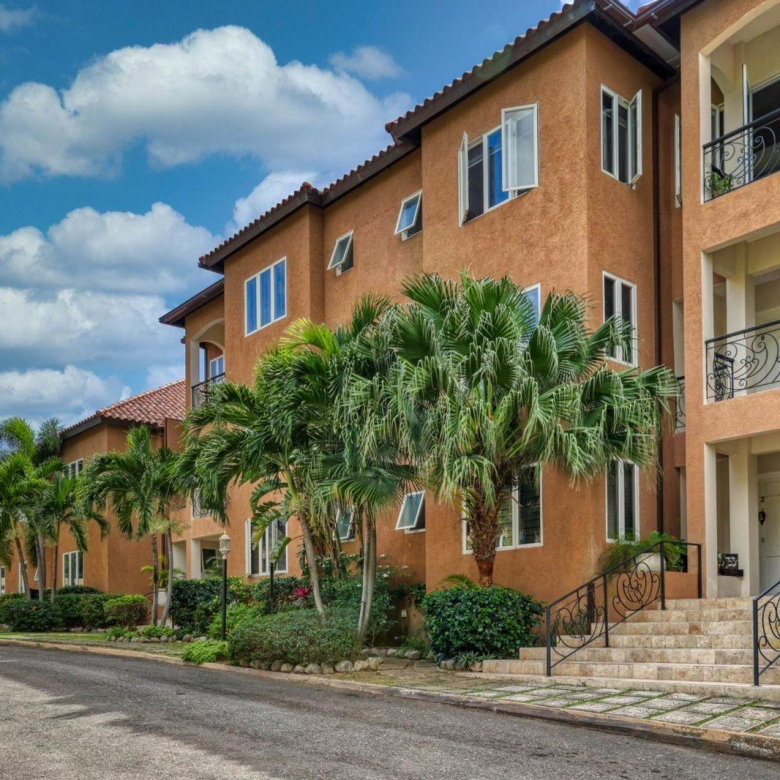 First image of 25 Liguanea Avenue in Kingston 6, St. Andrew, Jamaica - property is For Sale