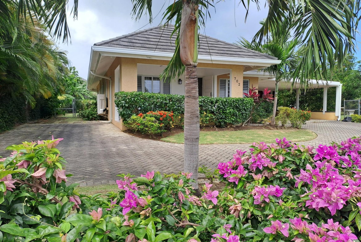 Second image of 702 Banana Walk in Richmond, St. Ann, Jamaica - property is For Rent