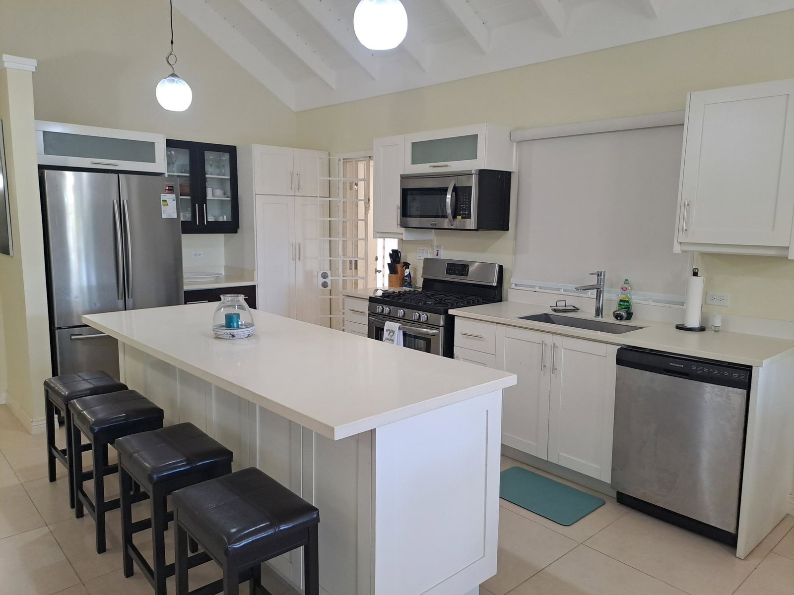 Eighth image of 702 Banana Walk in Richmond, St. Ann, Jamaica - property is For Rent