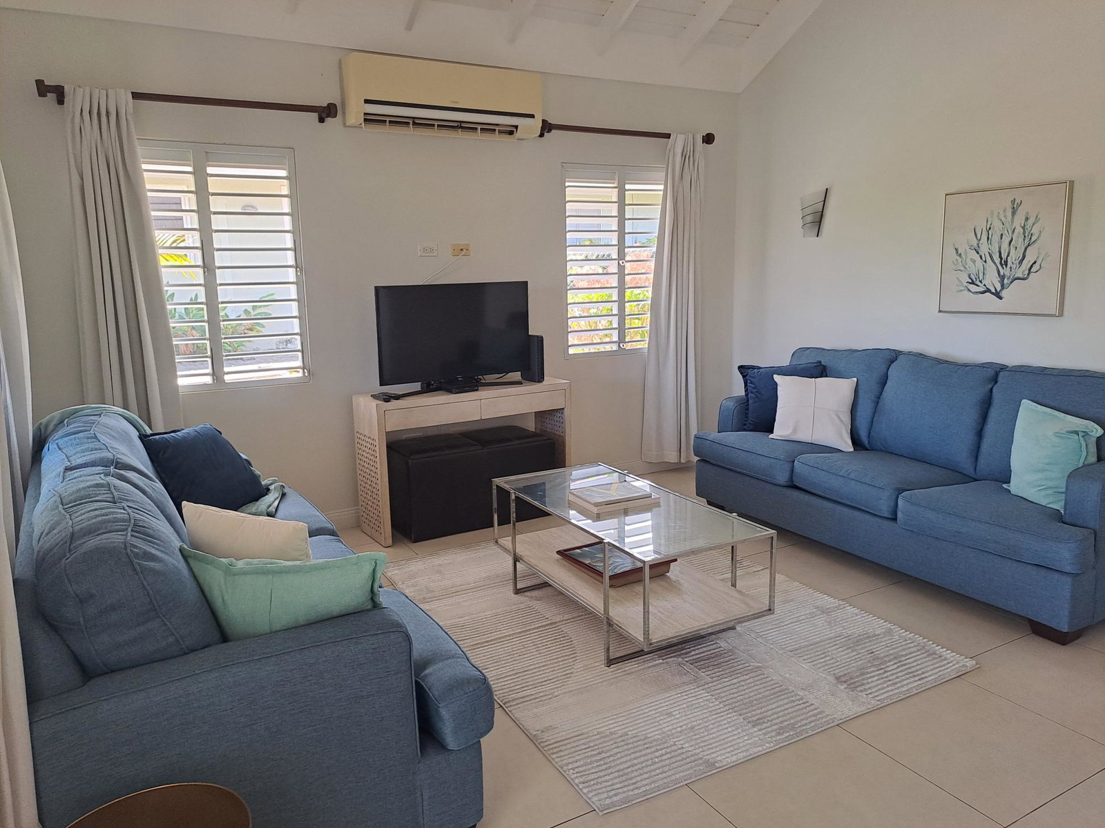 Second image of 210 Pimento Avenue in Richmond, St. Ann, Jamaica - property is For Rent