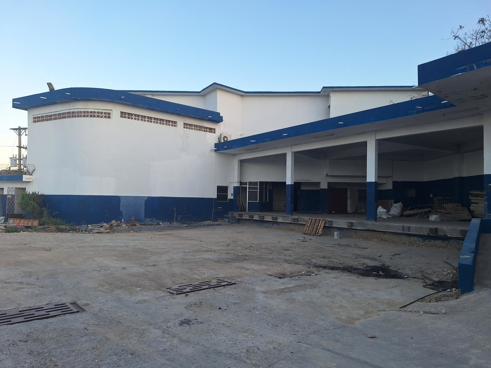 Grand-Warehouse-for-Rent-in-St.-Catherine-Jamaica-–-Prime-Location Fourth image of 10-1 Congreve Park in Port Henderson, St. Catherine, Jamaica - property is For Rent