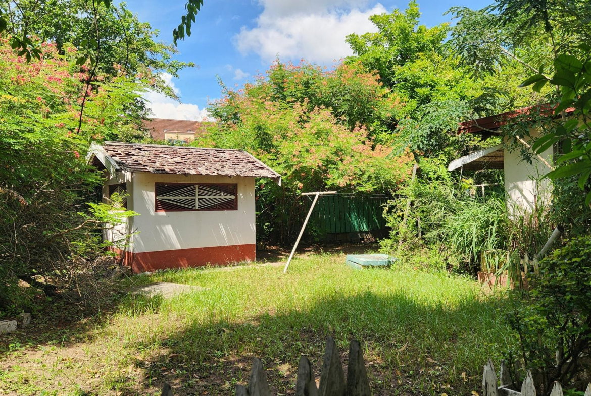 Fourth image of 9 Brompton Terrace, Kingsto in Kingston 5, St. Andrew, Jamaica - property is For Sale