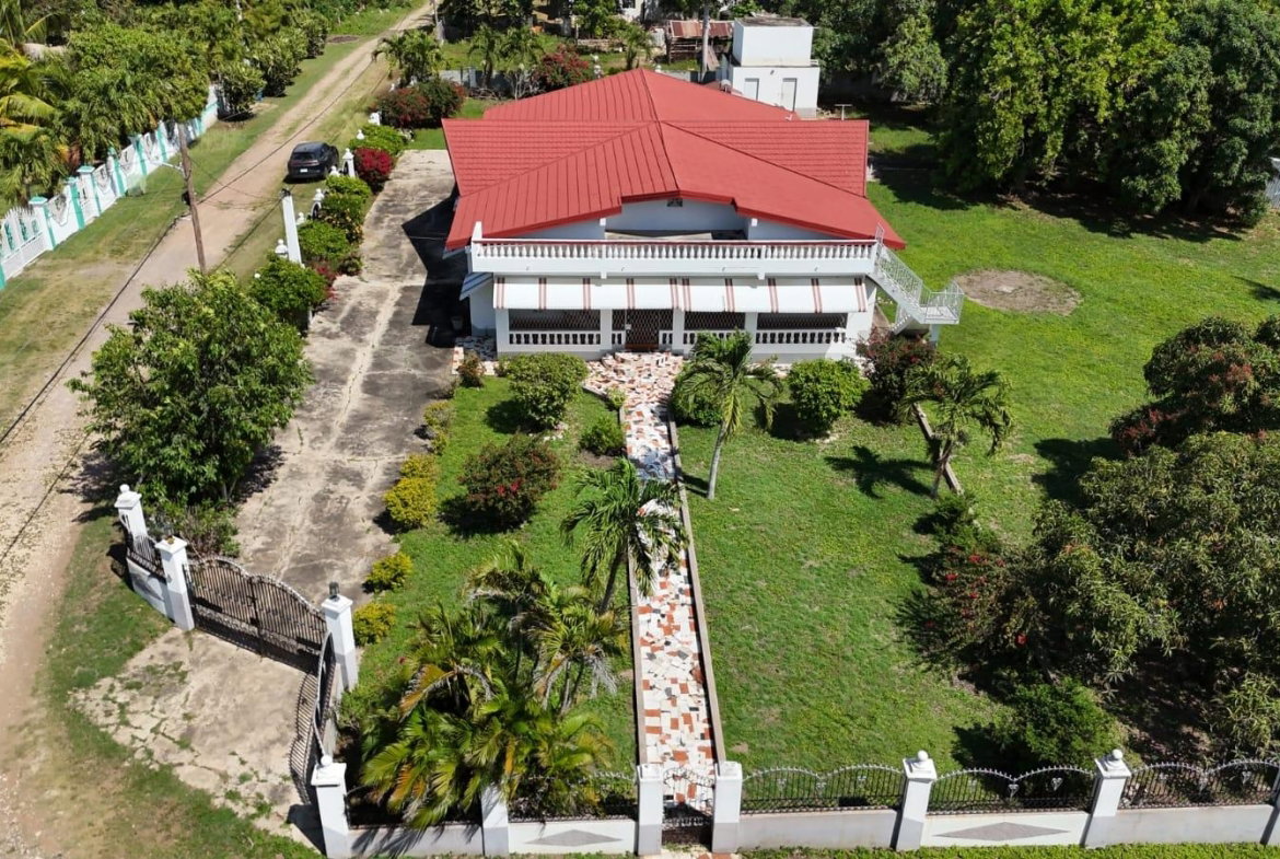 Second image of Scotts Crescent in Green Park, Clarendon, Jamaica - property is For Sale