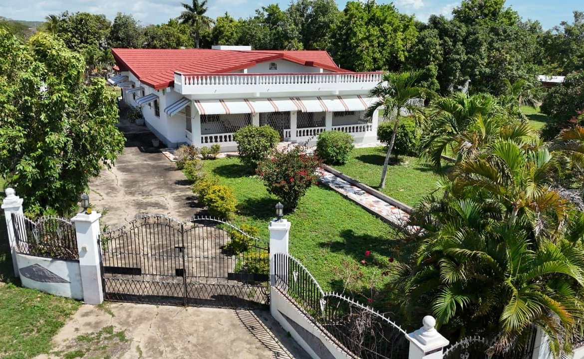 Third image of Scotts Crescent in Green Park, Clarendon, Jamaica - property is For Sale
