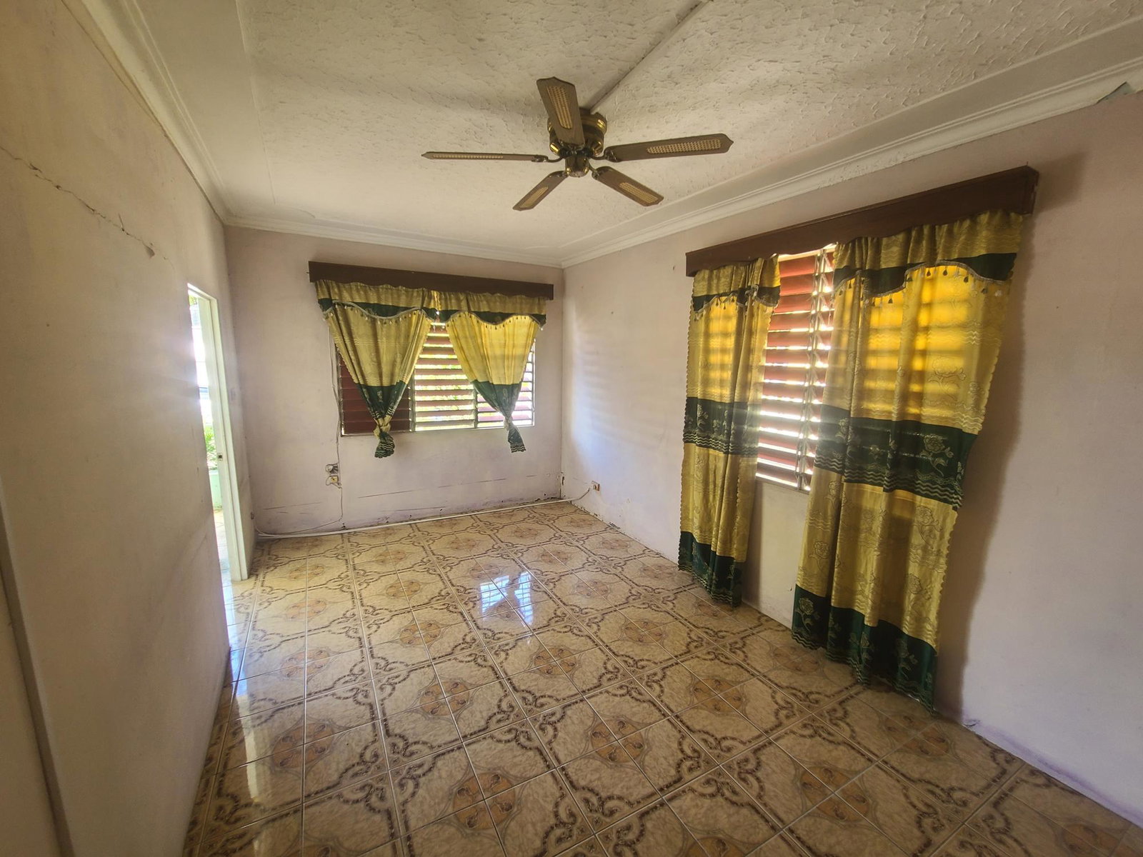 Seventh image of Driftwood Drive in Kingston 17, St. Andrew, Jamaica - property is For Sale