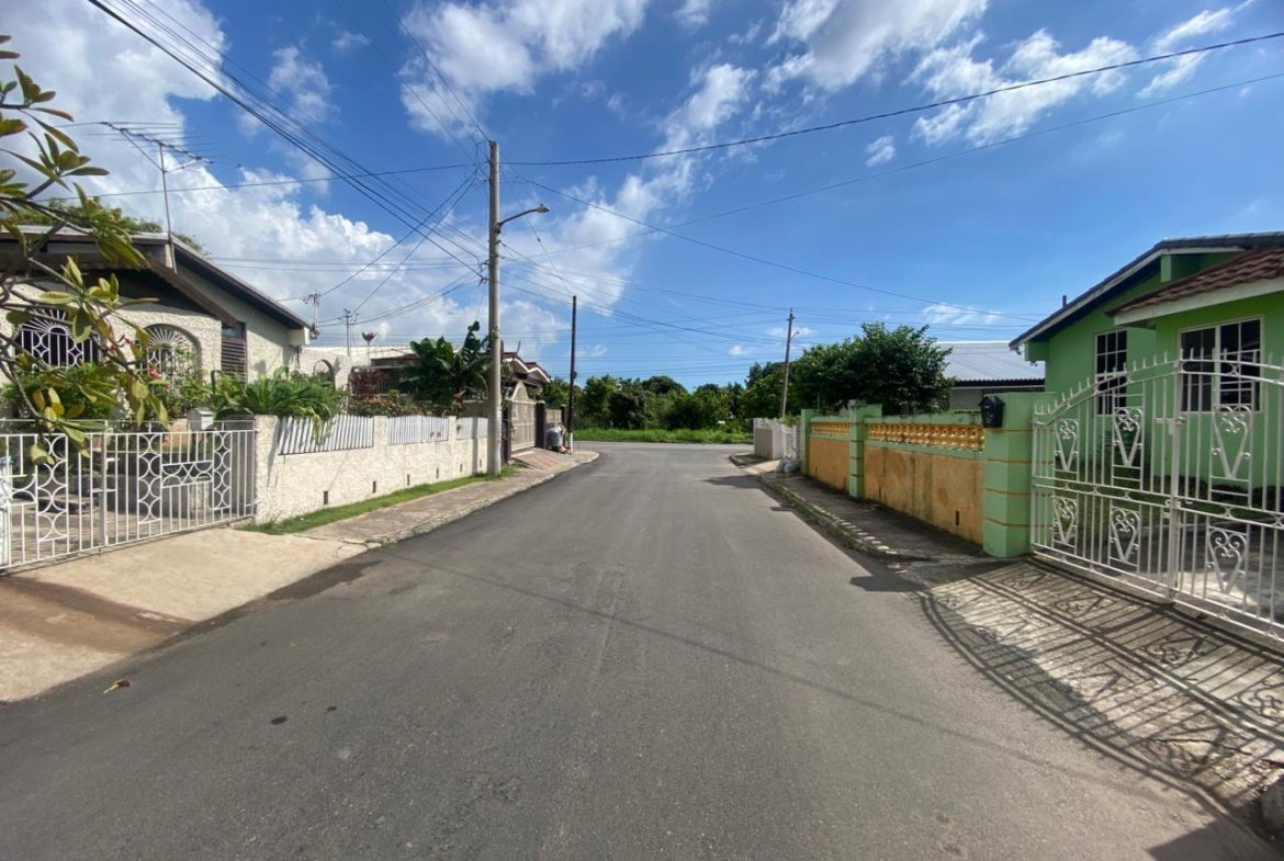 Fifth image of Lot 275,- Meadowbrook Estate, Saint in Kingston 19, St. Andrew, Jamaica - property is For Sale