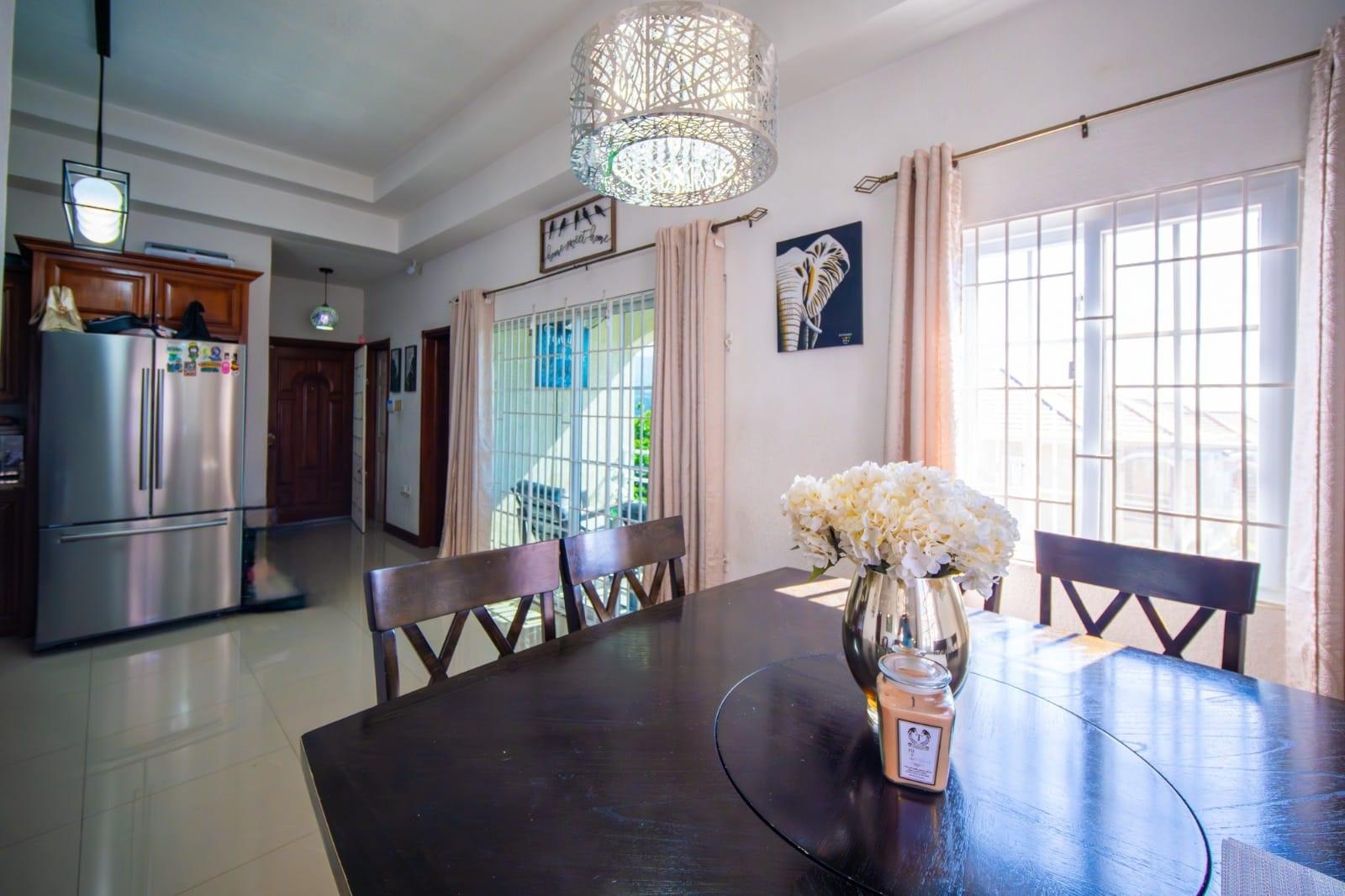Immaculate-2-Bed-Apartment-for-Sale-in-Forest-Hill-Court-Red-Hills-Kingston Twelfth image of 18 Mayfair Avenue in Red Hills, St. Andrew, Jamaica - property is For Sale