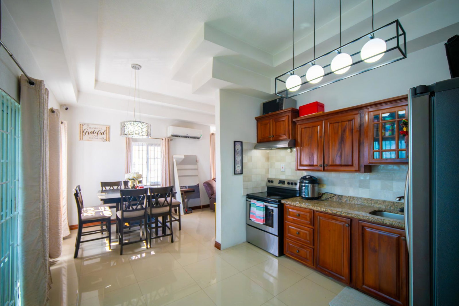 Immaculate-2-Bed-Apartment-for-Sale-in-Forest-Hill-Court-Red-Hills-Kingston Fifteenth image of 18 Mayfair Avenue in Red Hills, St. Andrew, Jamaica - property is For Sale