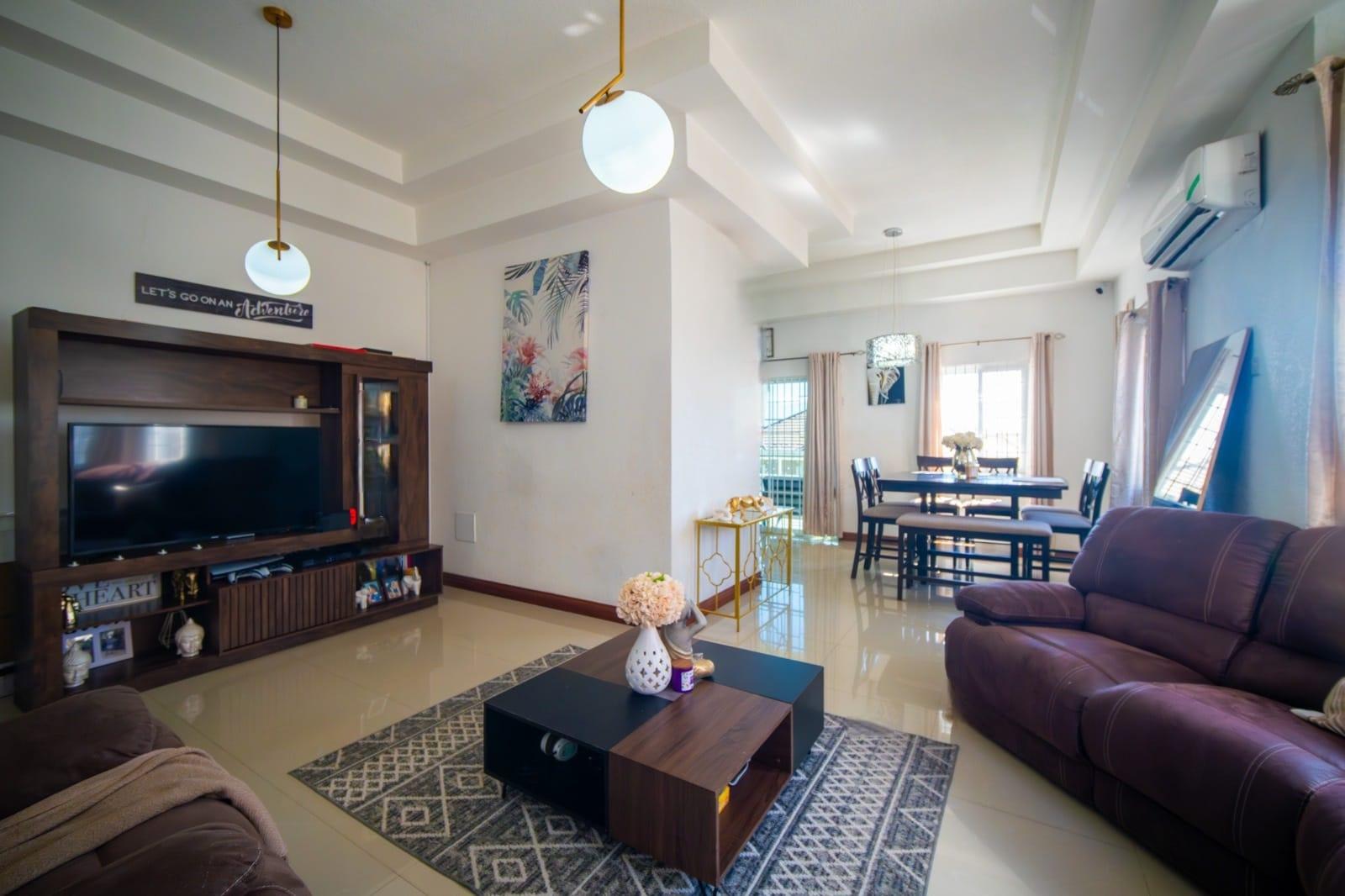 Immaculate-2-Bed-Apartment-for-Sale-in-Forest-Hill-Court-Red-Hills-Kingston Fifth image of 18 Mayfair Avenue in Red Hills, St. Andrew, Jamaica - property is For Sale