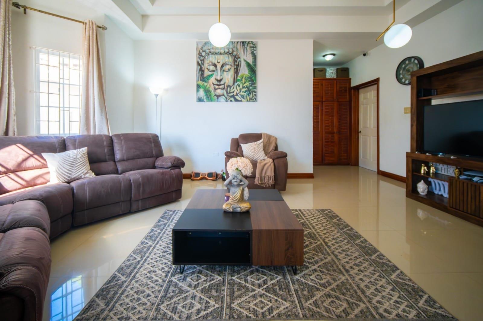 Immaculate-2-Bed-Apartment-for-Sale-in-Forest-Hill-Court-Red-Hills-Kingston Sixth image of 18 Mayfair Avenue in Red Hills, St. Andrew, Jamaica - property is For Sale