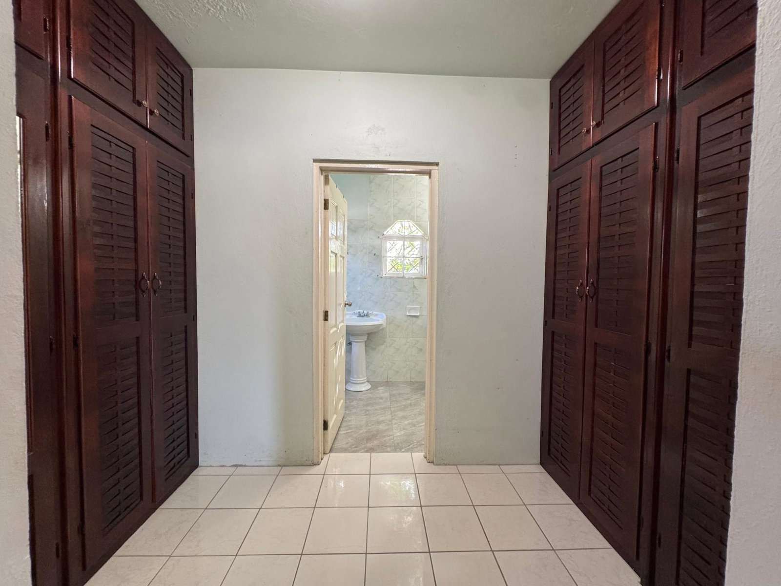 Eighteenth image of 1093-5th Seal Way Braeton Phase ii in Braeton Ph 2, St. Catherine, Jamaica - property is For Sale