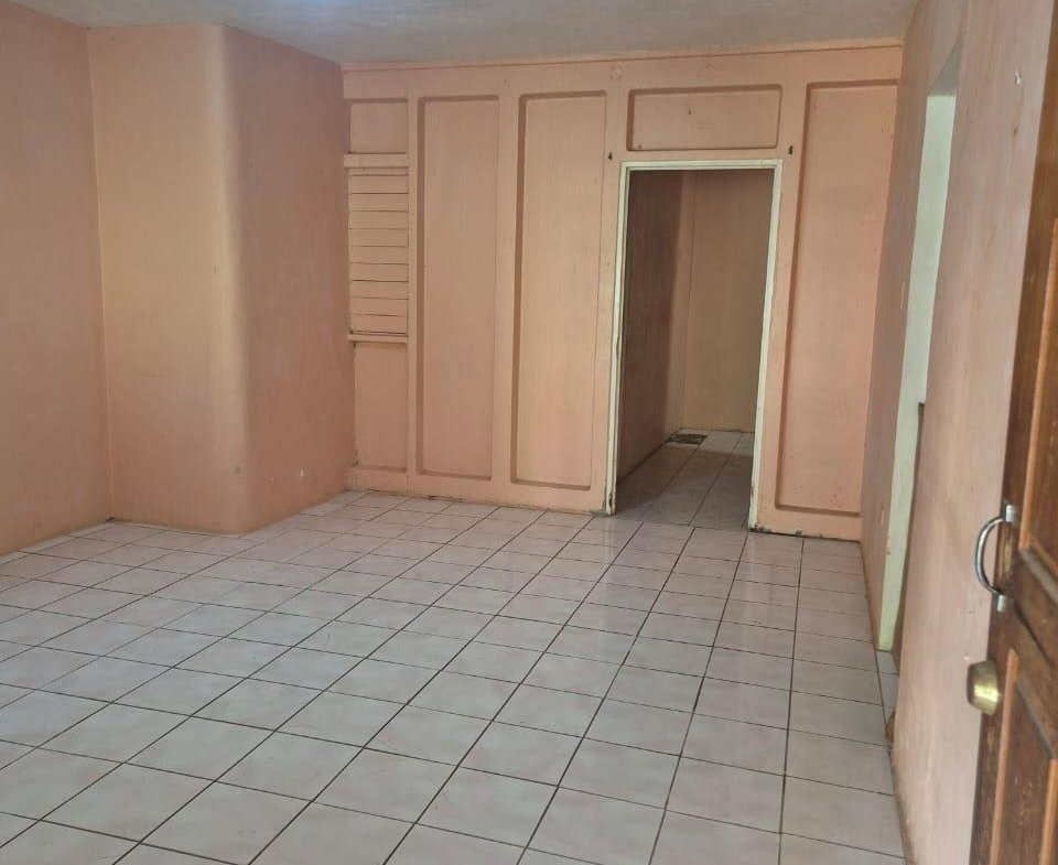 Twelfth image of 379 3 West Greater Portmore in Greater Portmore, St. Catherine, Jamaica - property is For Sale