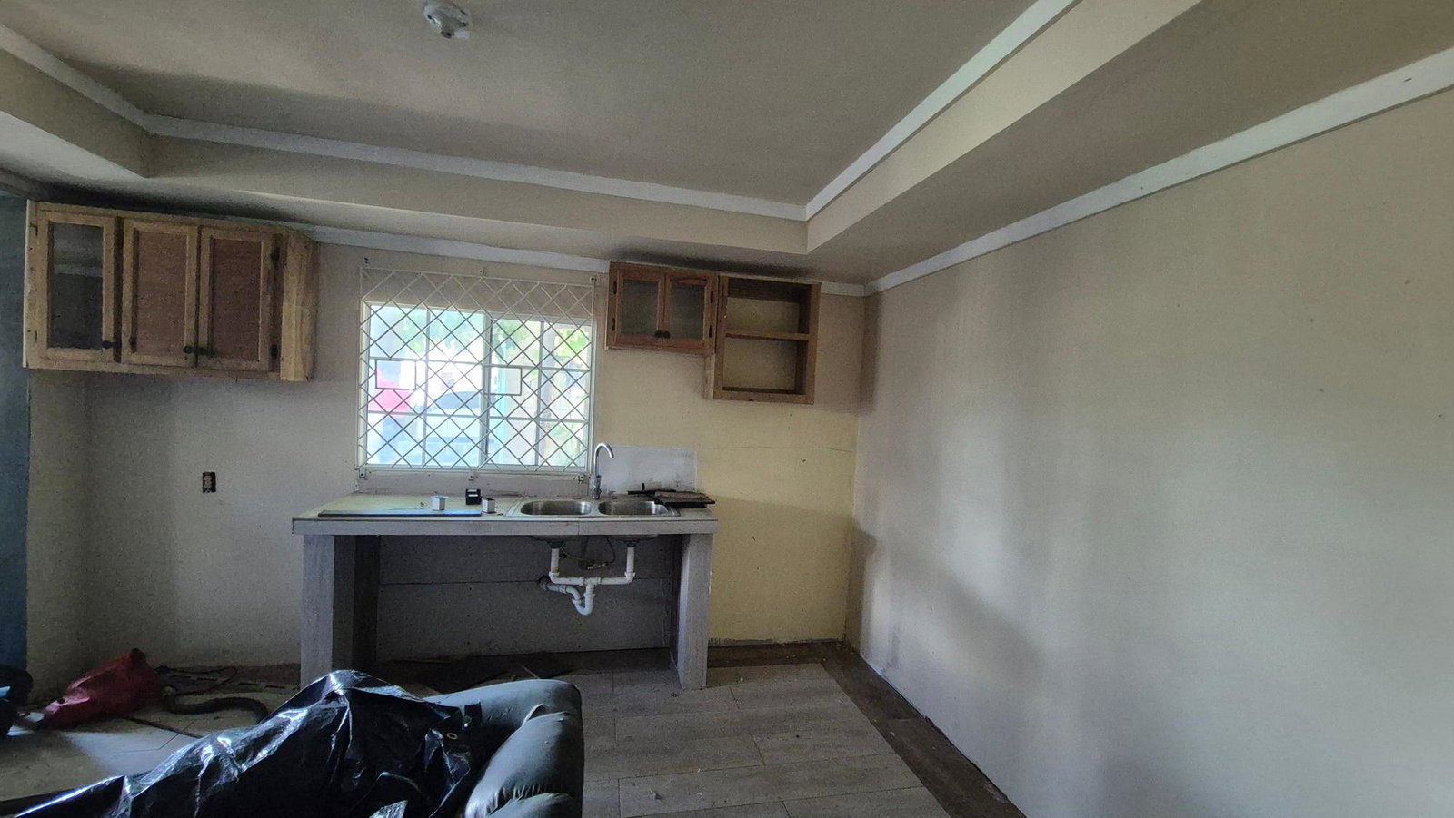 Fifteenth image of 333 Coconut Crescent, Clifton in Bernard Lodge, St. Catherine, Jamaica - property is For Sale