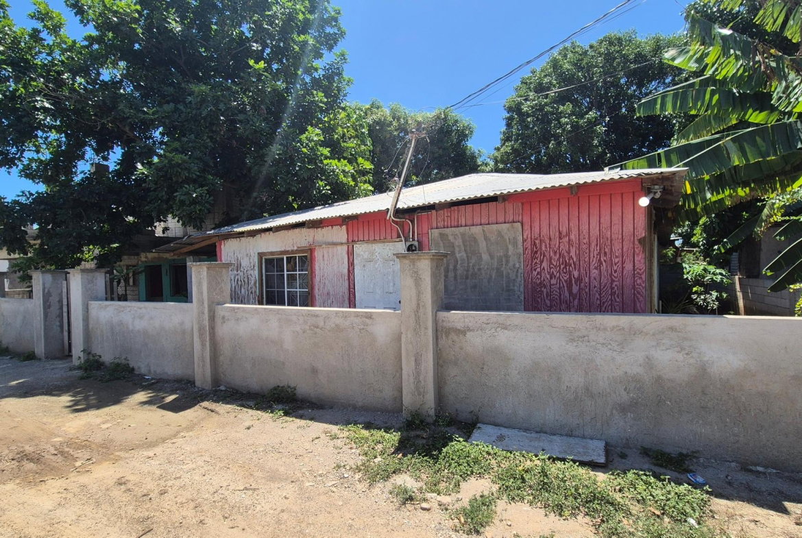 Sixth image of 333 Coconut Crescent, Clifton in Bernard Lodge, St. Catherine, Jamaica - property is For Sale