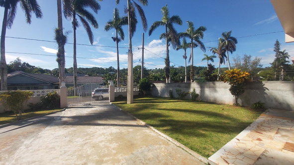 Twenty-Ninth image of 5 Hampton Court in Mandeville, Manchester, Jamaica - property is For Sale