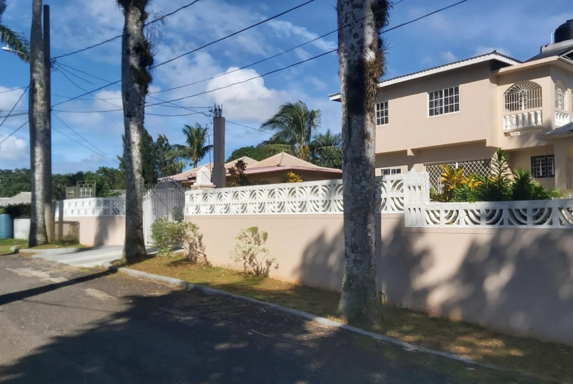 Thirtieth image of 5 Hampton Court in Mandeville, Manchester, Jamaica - property is For Sale