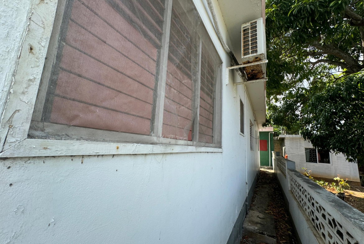 Eleventh image of 23 Princess Street in Montego Bay, St. James, Jamaica - property is For Sale