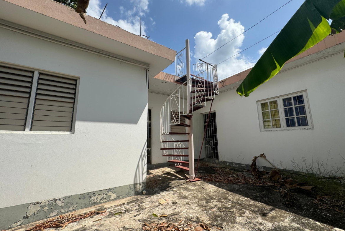 Thirteenth image of 23 Princess Street in Montego Bay, St. James, Jamaica - property is For Sale