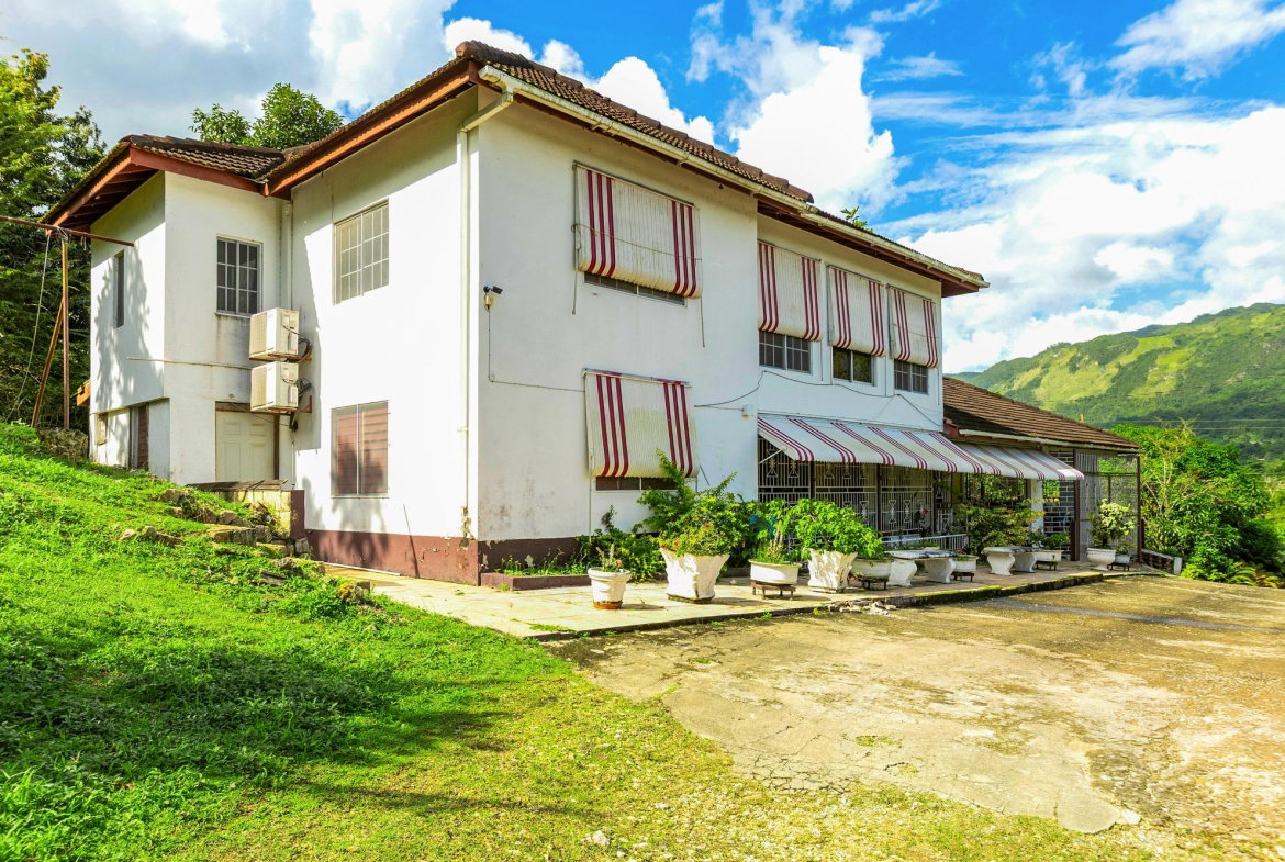 First image of 20 Ewarton St. Catherine in Ewarton, St. Catherine, Jamaica - property is For Sale