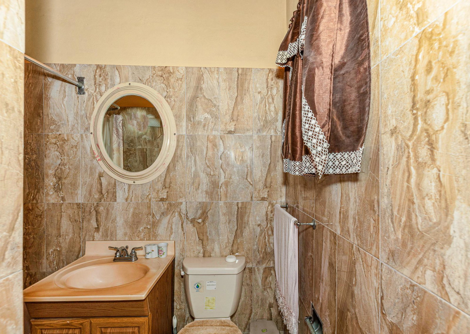 Sixteenth image of 20 Ewarton St. Catherine in Ewarton, St. Catherine, Jamaica - property is For Sale