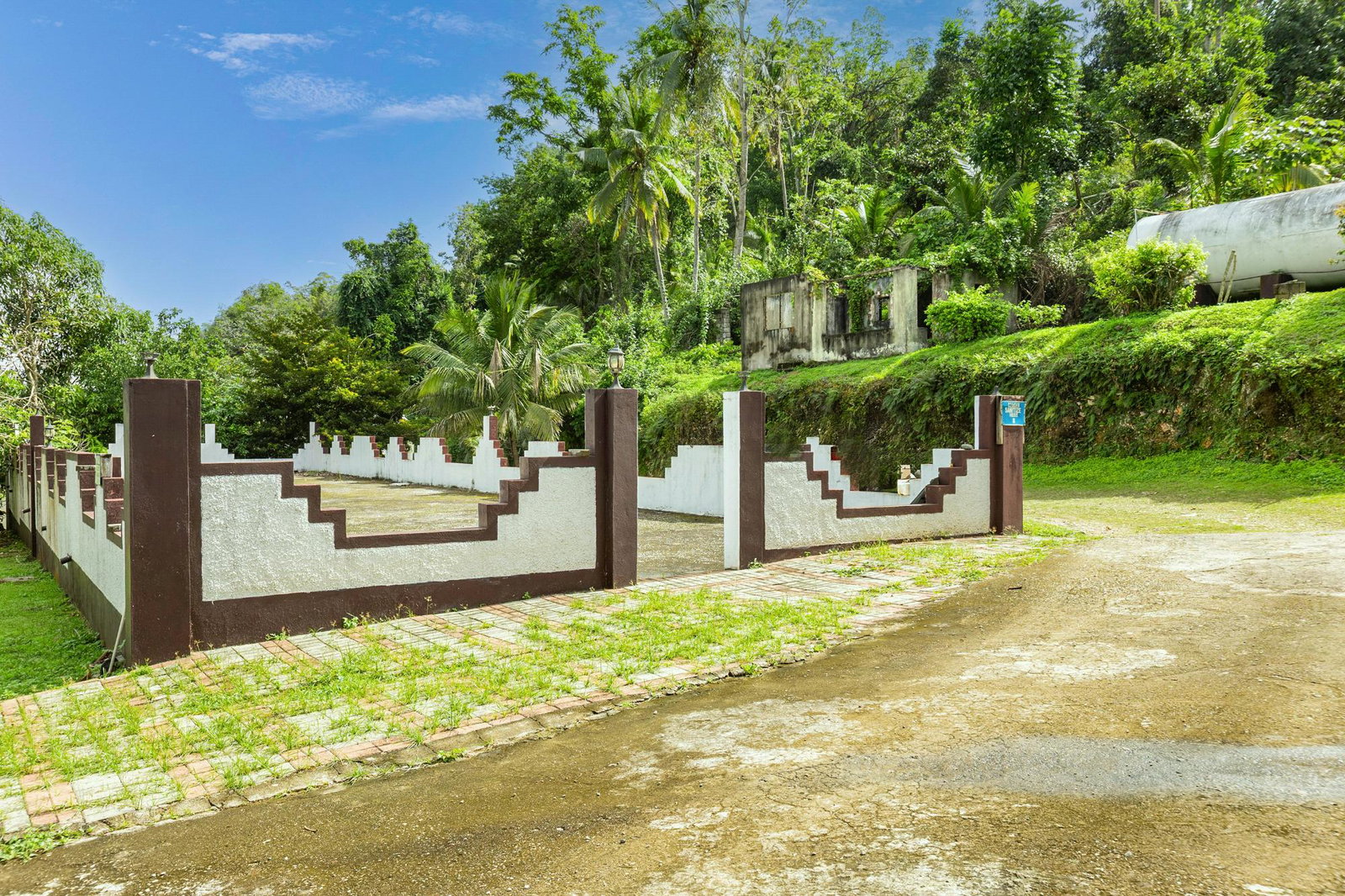 Third image of 20 Ewarton St. Catherine in Ewarton, St. Catherine, Jamaica - property is For Sale