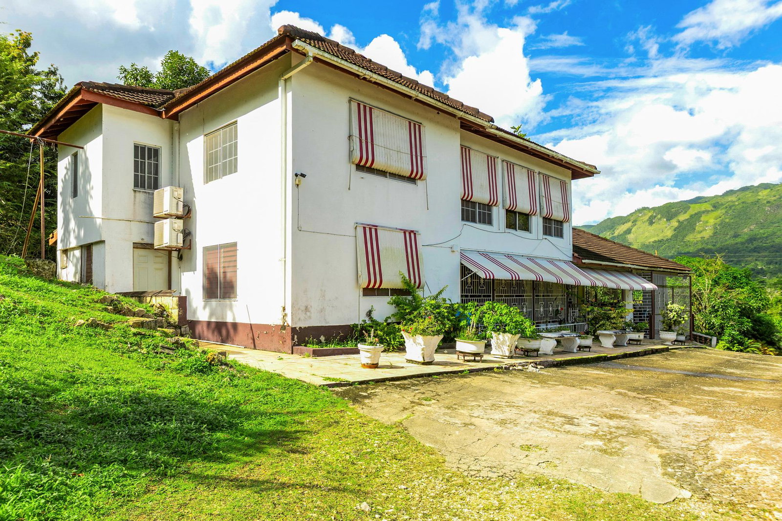 First image of 20 Ewarton St. Catherine in Ewarton, St. Catherine, Jamaica - property is For Sale