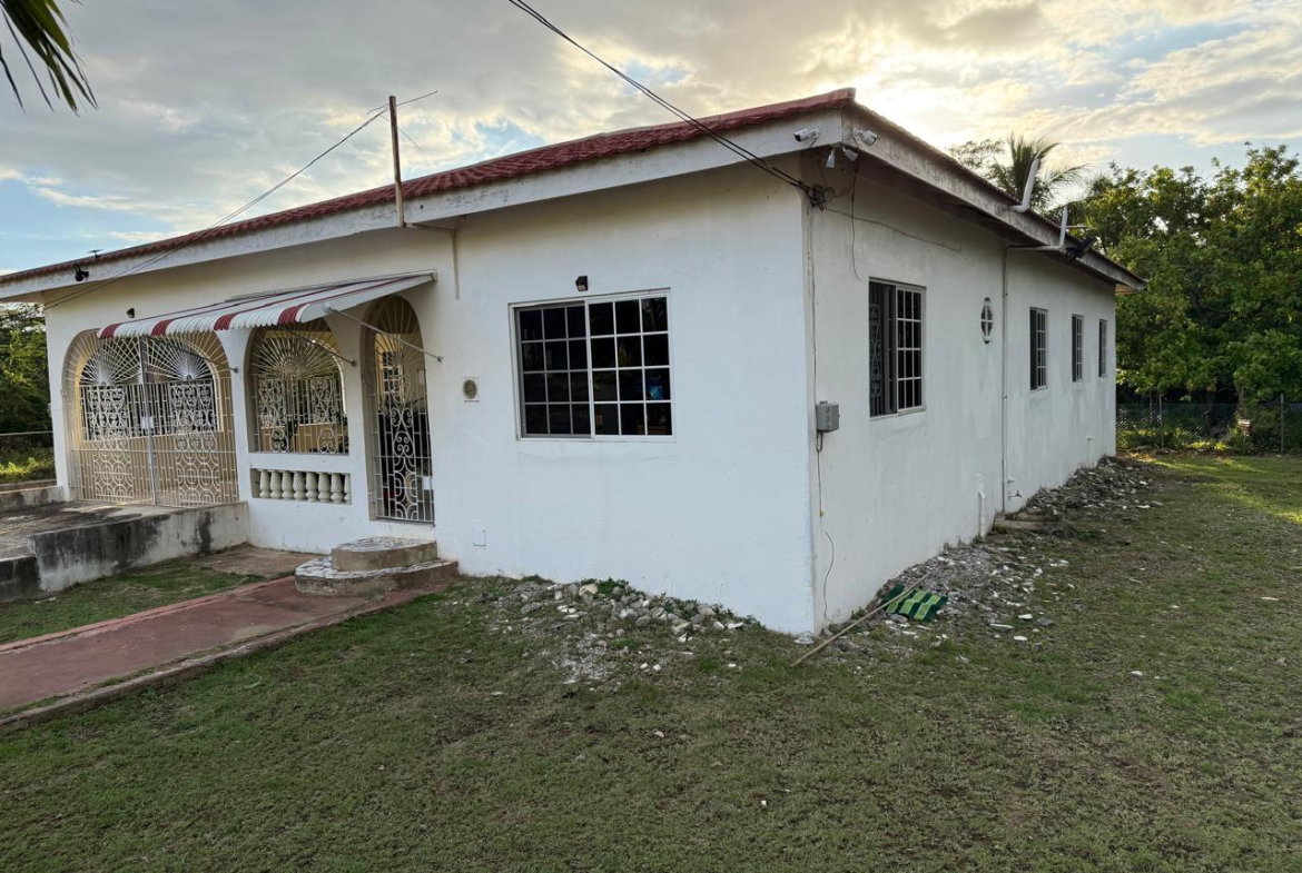 Fifth image of Land Part of Rules Pen. m in Palmers Cross, Clarendon, Jamaica - property is For Sale