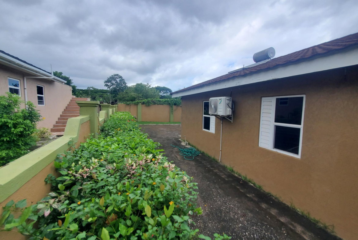 Twenty-First image of Drax Hall Manor in Ocho Rios, St. Ann, Jamaica - property is For Rent
