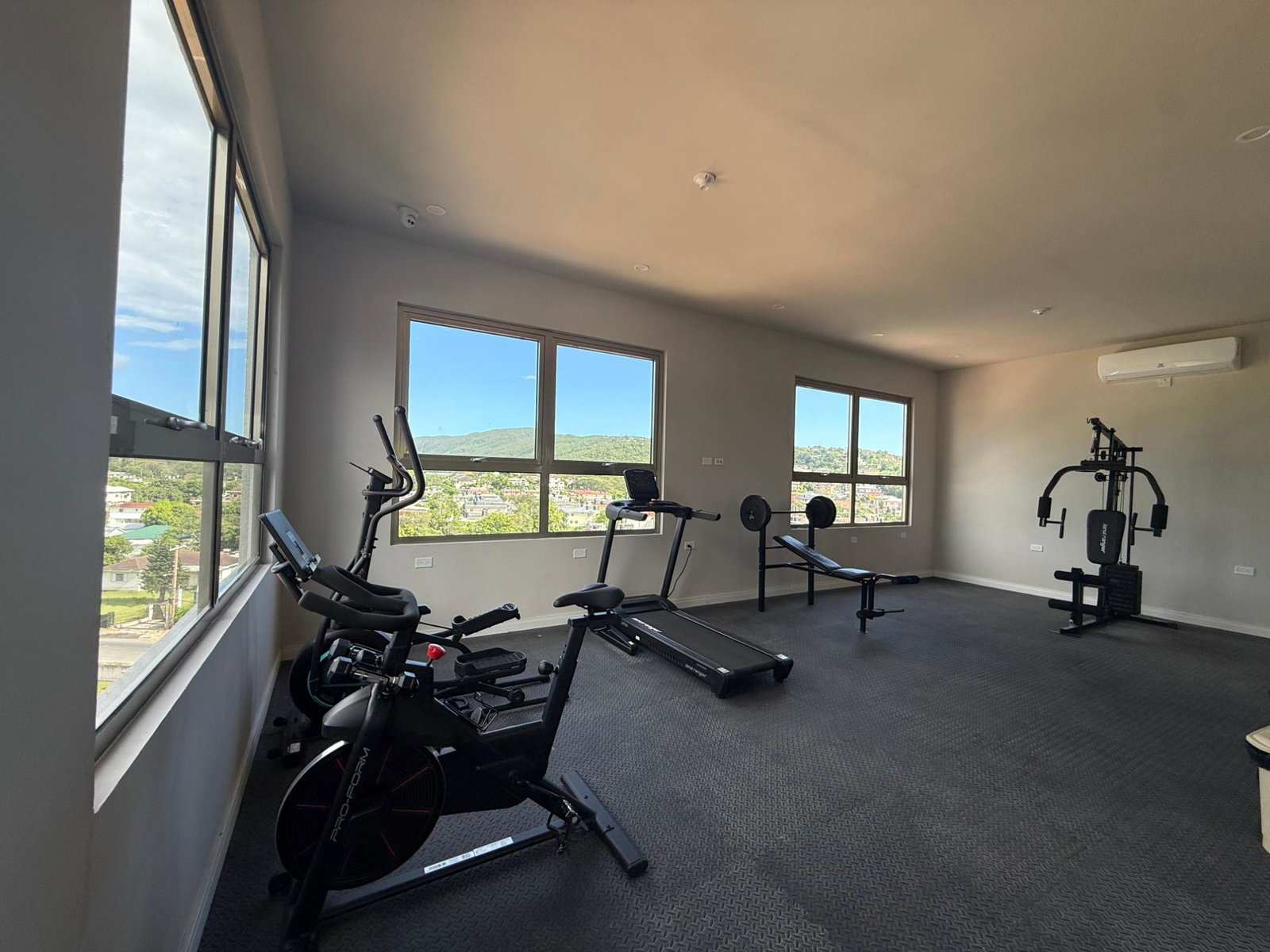 Fourteenth image of 310-22 Wellington Drive in Kingston 6, St. Andrew, Jamaica - property is For Rent