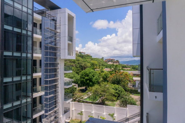Fifth image of B404-39 Wellington Drive, Kingsto in Kingston 6, St. Andrew, Jamaica - property is For Sale