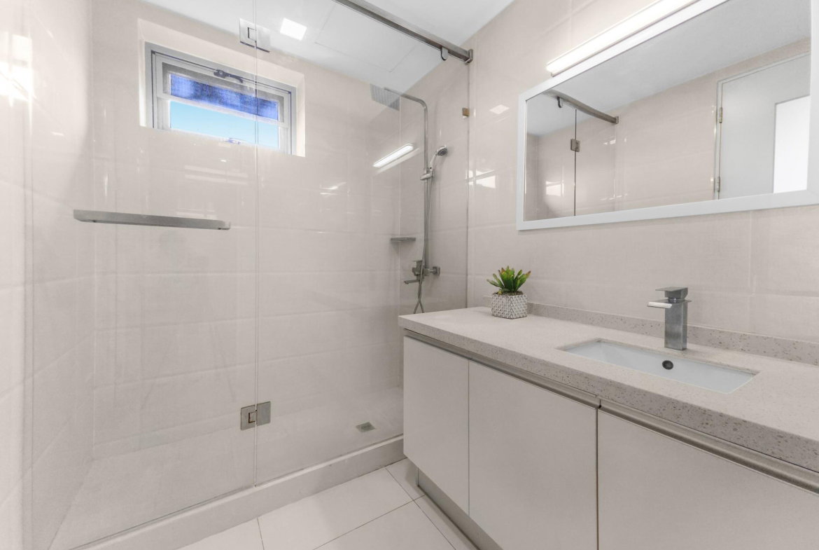 Fourteenth image of 406-20 South Avenue, Kingston 10 in Kingston 10, St. Andrew, Jamaica - property is For Rent