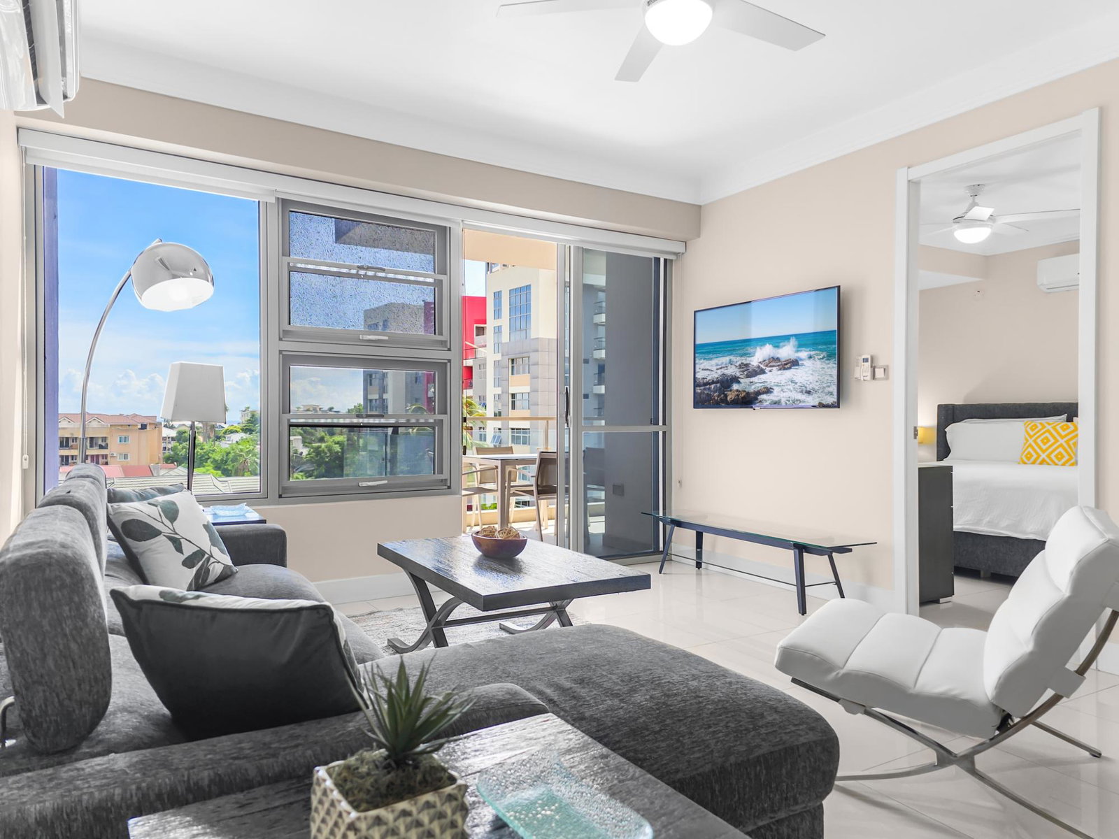 Fourth image of 406-20 South Avenue, Kingston 10 in Kingston 10, St. Andrew, Jamaica - property is For Rent