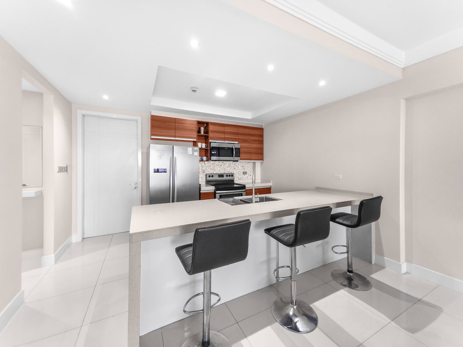 Eighth image of 406-20 South Avenue, Kingston 10 in Kingston 10, St. Andrew, Jamaica - property is For Rent