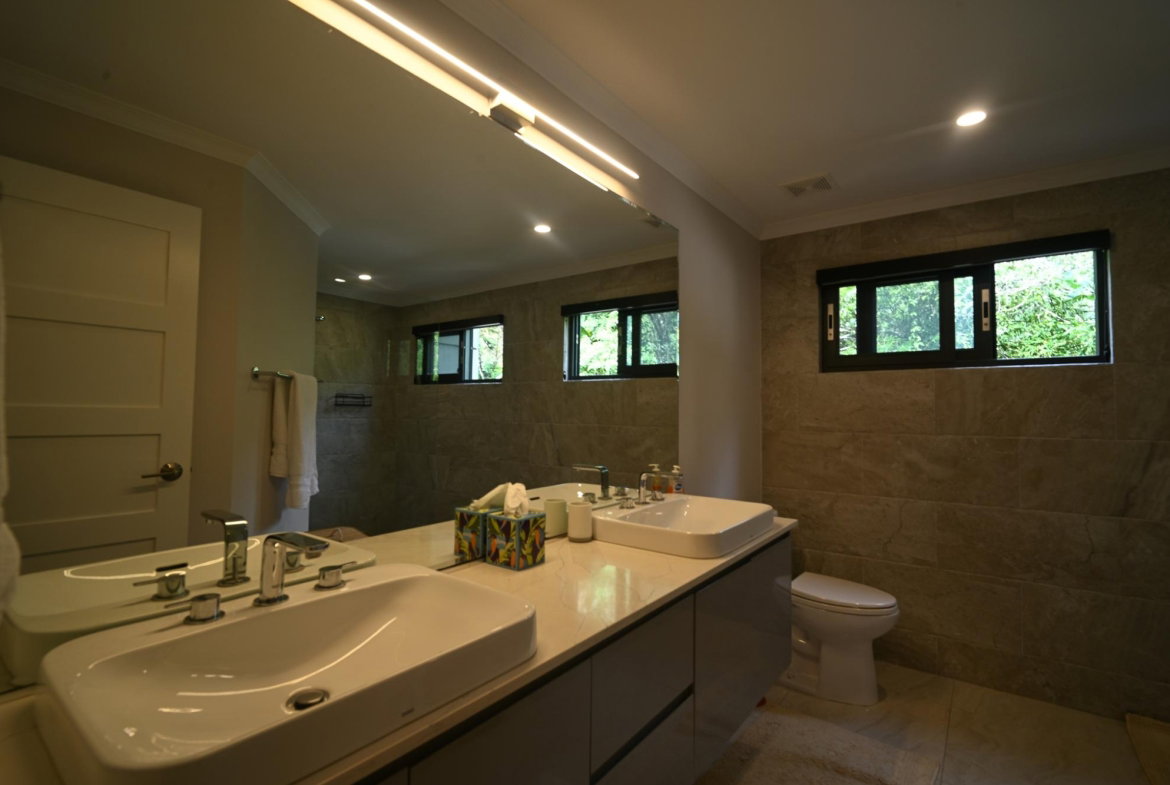 Twelfth image of 32b-1a Tavistock Terrace in Kingston 6, St. Andrew, Jamaica - property is For Sale