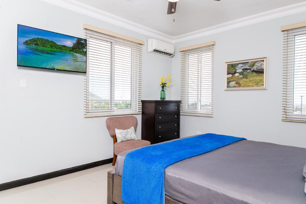 Eleventh image of 40-16 Fairway Avenue in Kingston 5, St. Andrew, Jamaica - property is For Sale