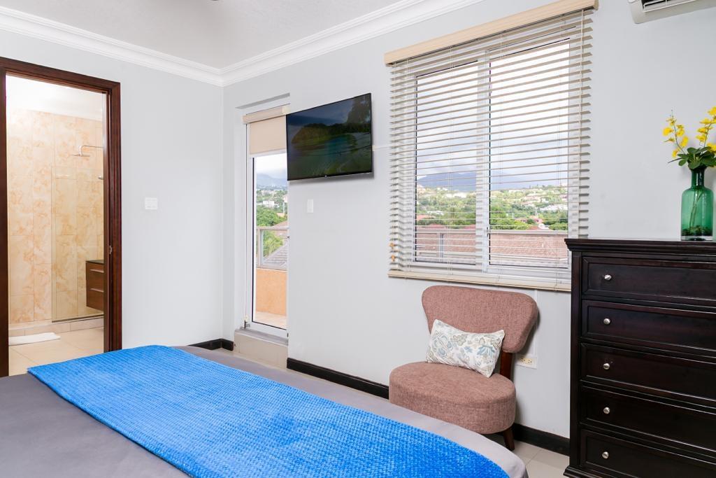 Eighteenth image of 40-16 Fairway Avenue in Kingston 5, St. Andrew, Jamaica - property is For Sale