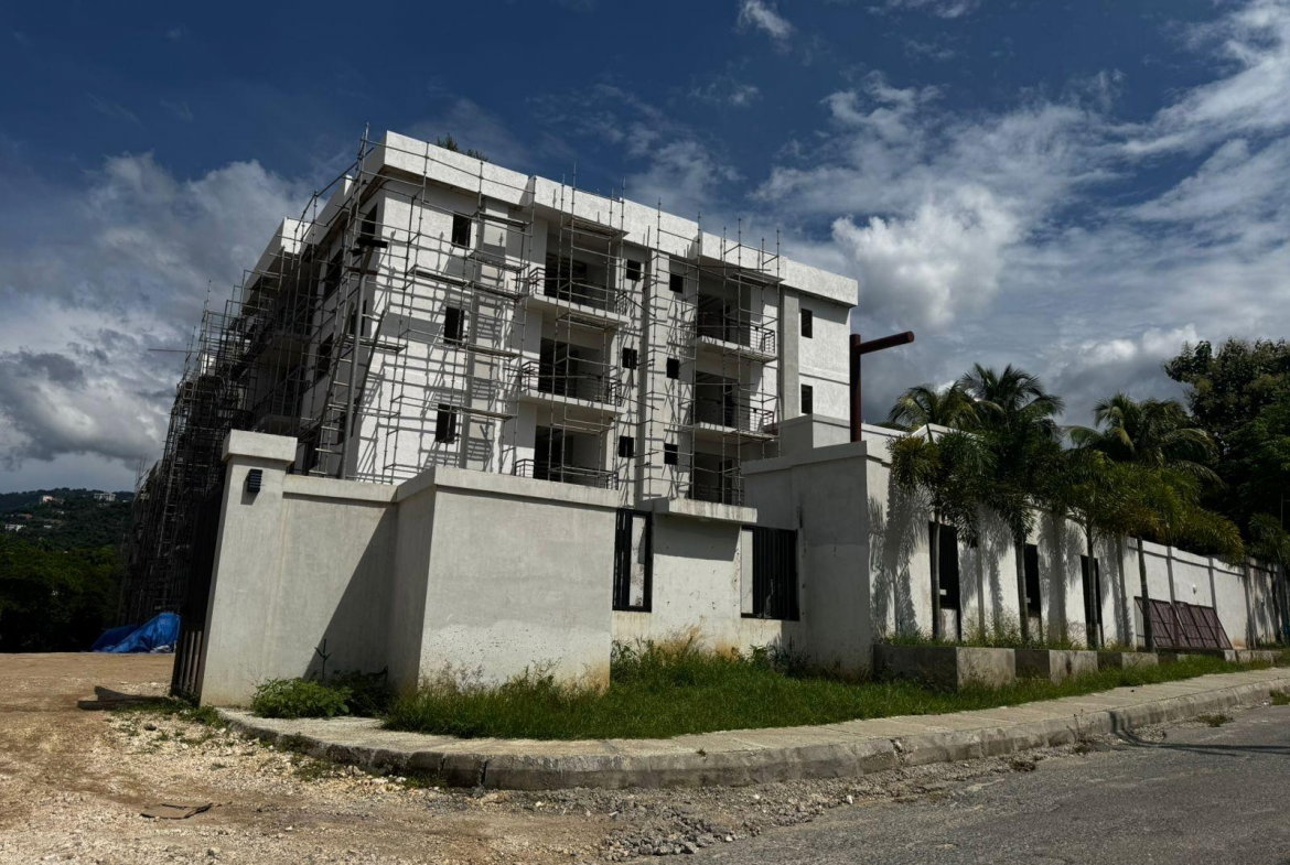 Tenth image of 19-8 Dillsbury Avenue in Kingston 6, St. Andrew, Jamaica - property is For Sale