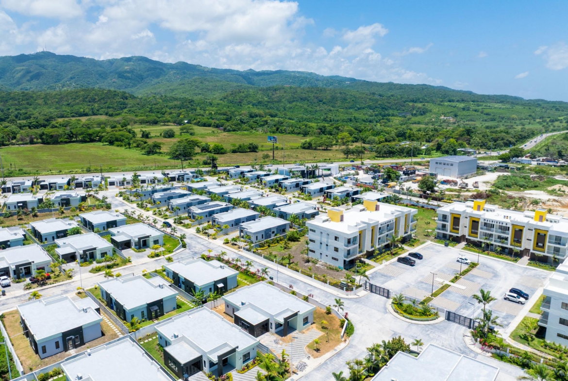 Twenty-First image of A304- Paradisiac Beach Club in Richmond, St. Ann, Jamaica - property is For Rent