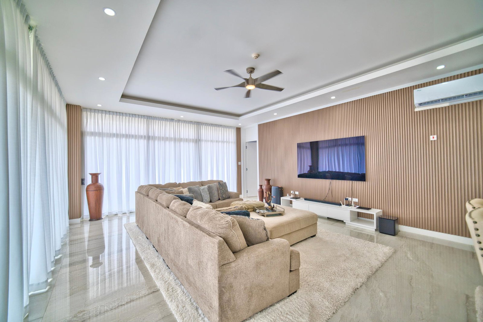 Sixth image of 201-29 Salisbury Avenue in Kingston 6, St. Andrew, Jamaica - property is For Sale