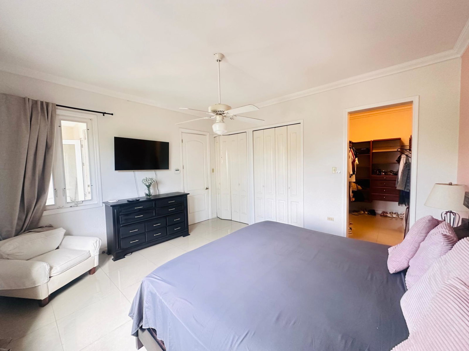 Luxury-3-Bed-Penthouse-for-Sale-at-Grand-Oaks-Paddington-Terrace-St.-Andrew-Jamaica Fifteenth image of 13a-21 Paddington Terrace in Kingston 6, St. Andrew, Jamaica - property is For Sale