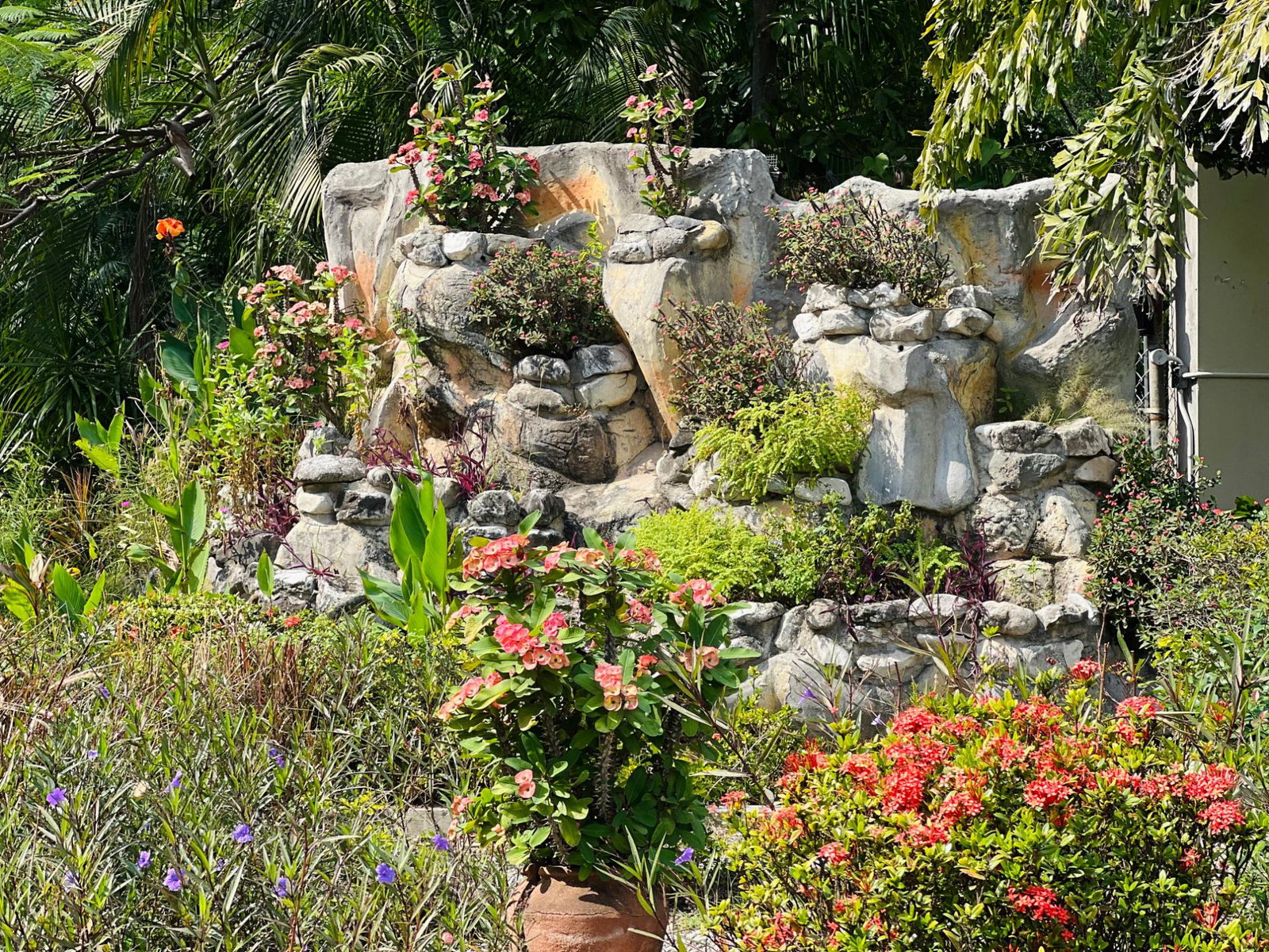 Luxury-3-Bed-Penthouse-for-Sale-at-Grand-Oaks-Paddington-Terrace-St.-Andrew-Jamaica Twenty-Fifth image of 13a-21 Paddington Terrace in Kingston 6, St. Andrew, Jamaica - property is For Sale