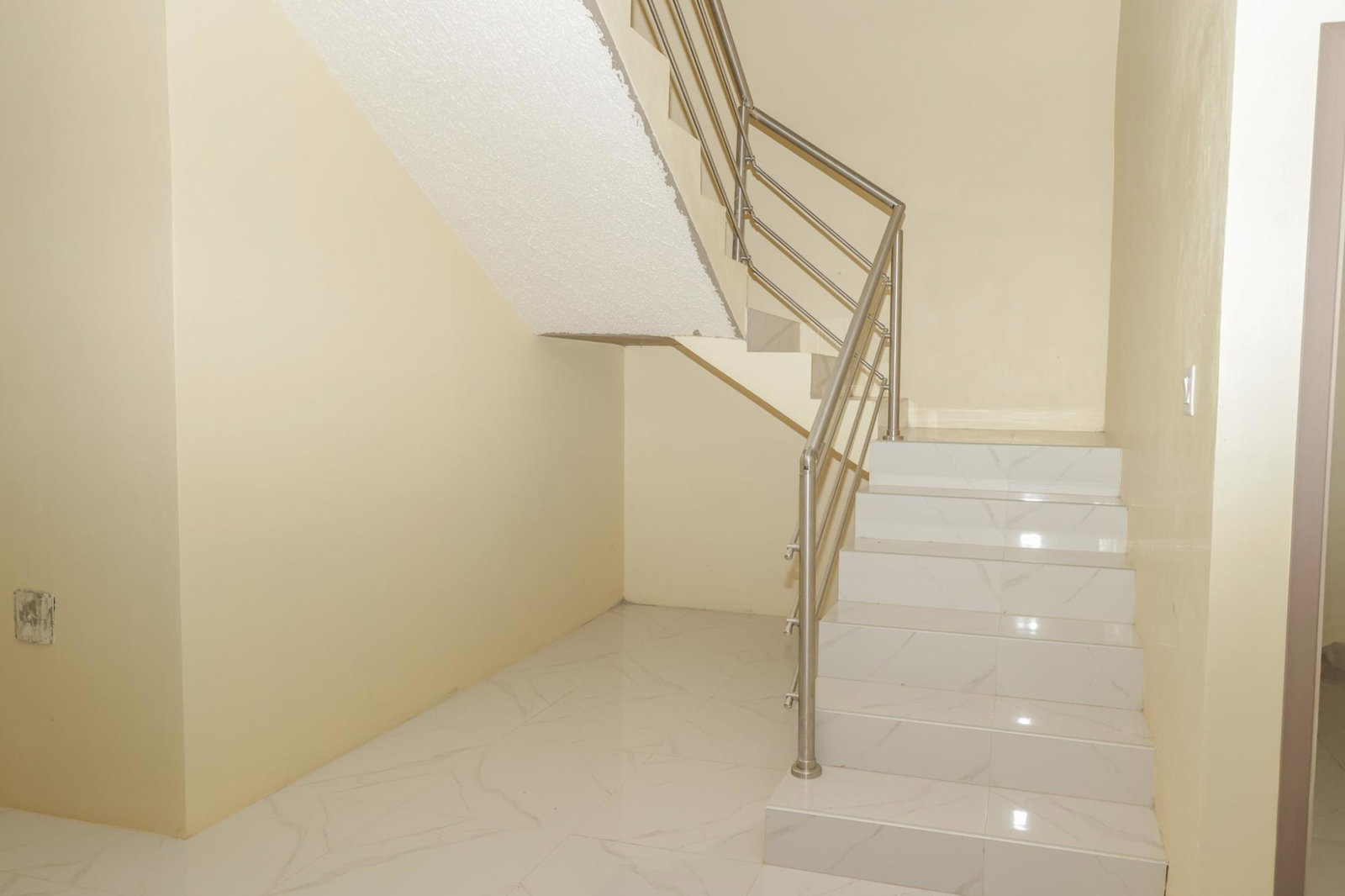 Luxury-3-Bed-Townhouse-for-Sale-in-Gated-Areca-Palm-Estate-Mandeville Third image of 4-62 Ward Avenue in Mandeville, Manchester, Jamaica - property is For Sale