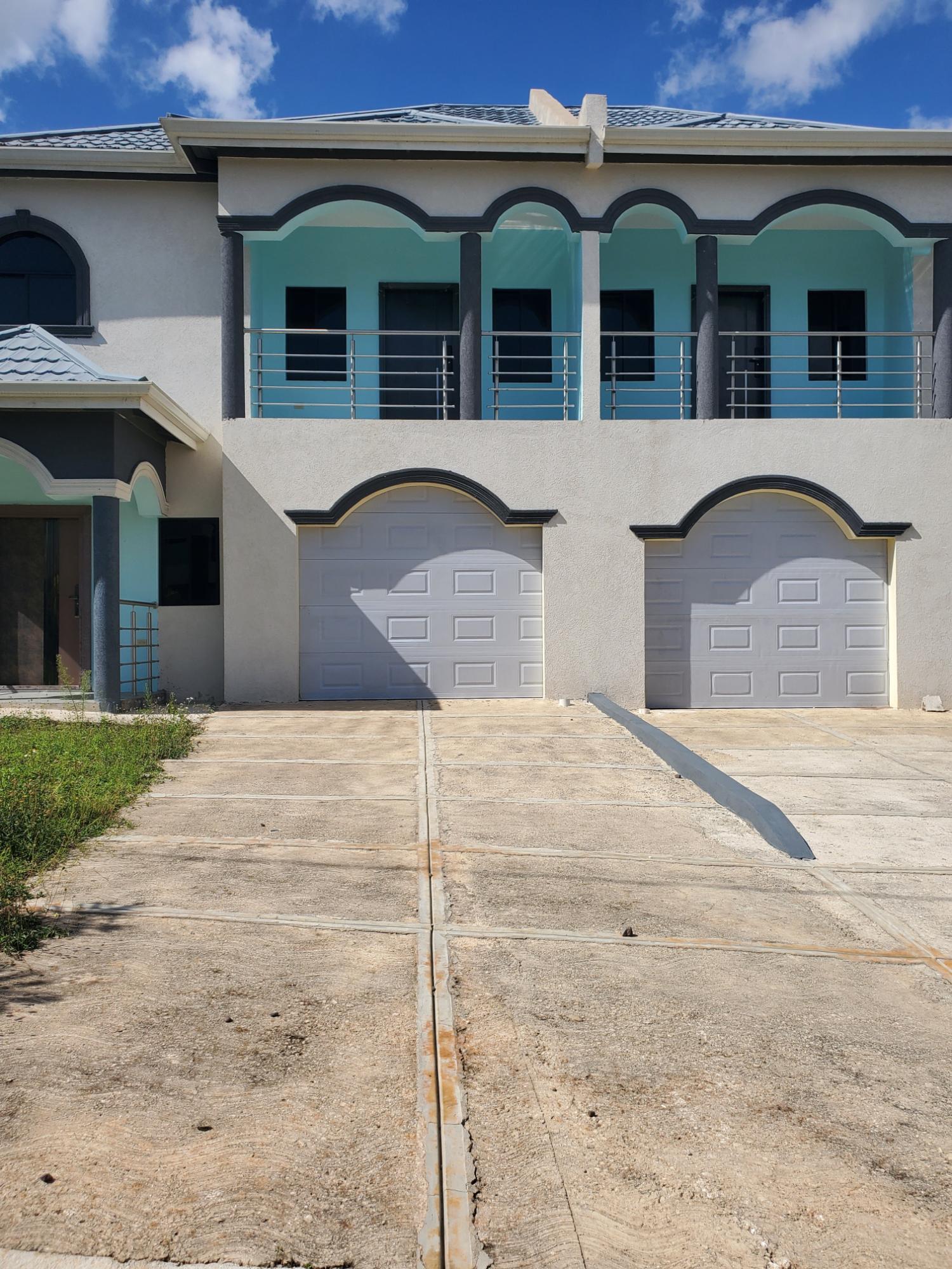 Luxury-3-Bed-Townhouse-for-Sale-in-Gated-Areca-Palm-Estate-Mandeville Fifth image of 4-62 Ward Avenue in Mandeville, Manchester, Jamaica - property is For Sale