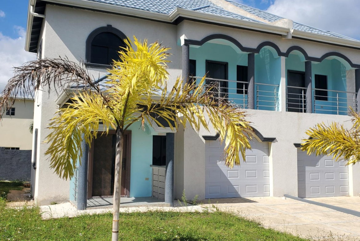 Sixth image of 4-62 Ward Avenue in Mandeville, Manchester, Jamaica - property is For Sale