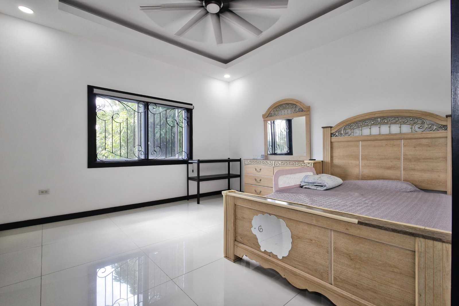 Luxury-3-Bedroom-Apartment-for-Sale-in-Kingston-8-Jamaica-16-16-Russell-Heights Sixteenth image of 16-16 Russell Heights in Kingston 8, St. Andrew, Jamaica - property is For Sale