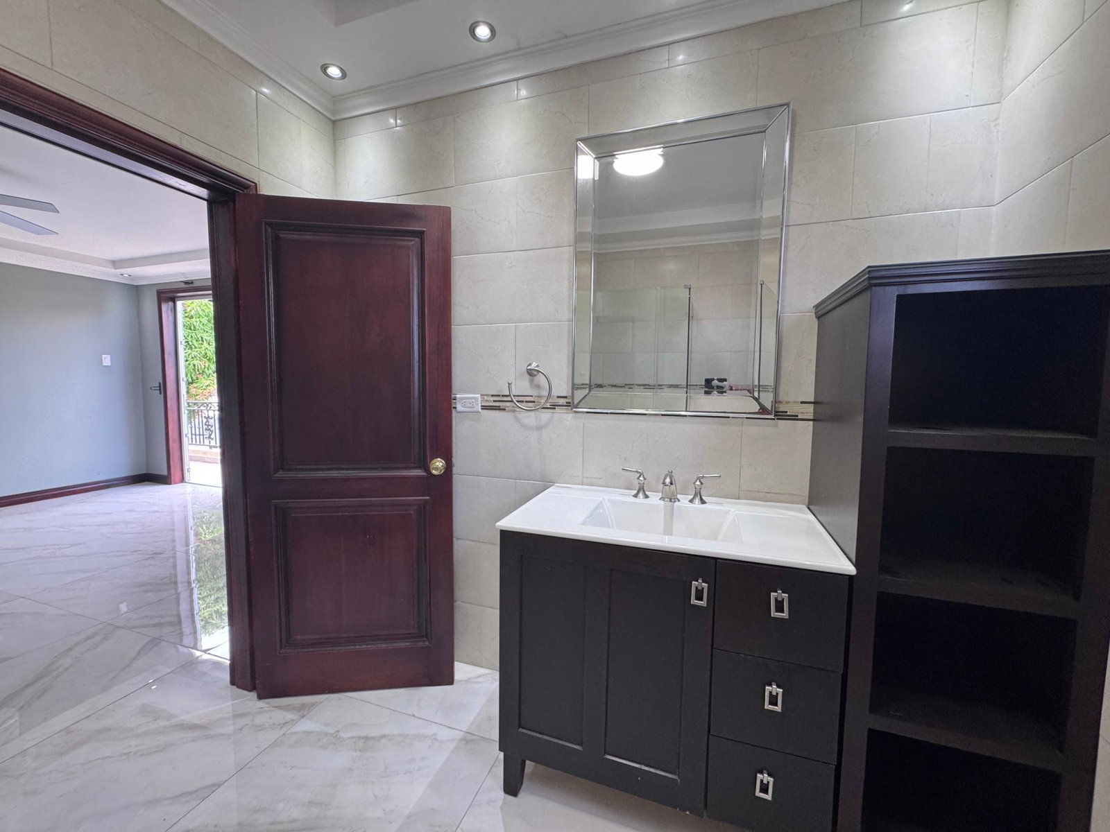 Eleventh image of 10-4 Upper Musgrave Avenue in Kingston 5, St. Andrew, Jamaica - property is For Sale