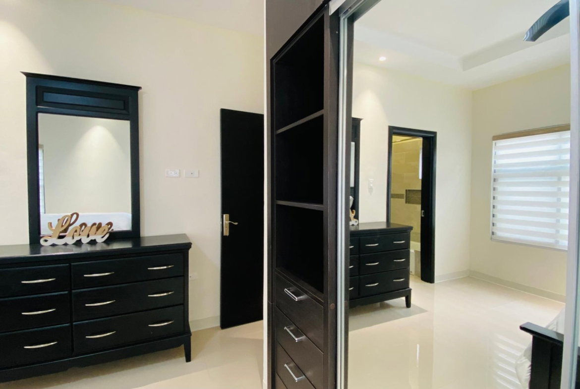 Twenty-Seventh image of 73- Pyramid Point in Ocho Rios, St. Ann, Jamaica - property is For Sale