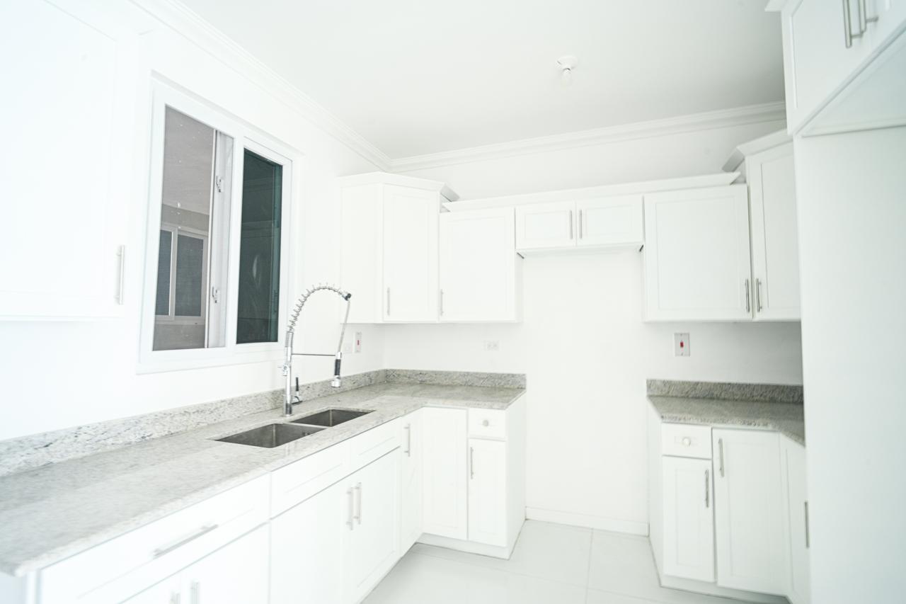 Luxury-3-Bedroom-Penthouse-for-Sale-in-Kingstons-Golden-Triangle-29-1-Fairway-Ave-St.-Andrew Fifth image of 29-1 Fairway Avenue in Kingston 6, St. Andrew, Jamaica - property is For Sale