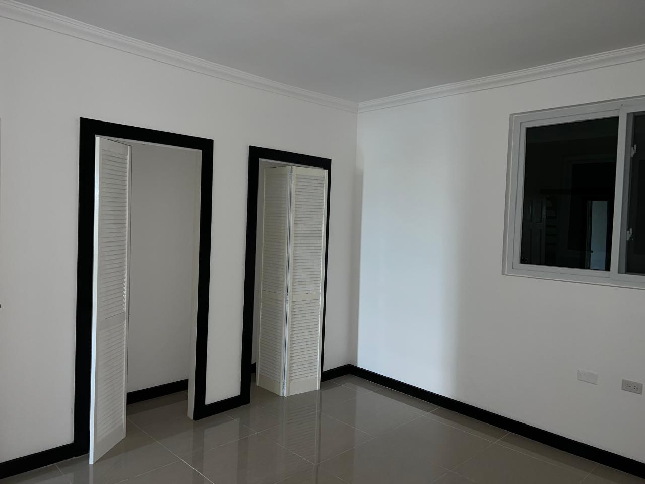 Luxury-3-Bedroom-Penthouse-for-Sale-in-Kingstons-Golden-Triangle-29-1-Fairway-Ave-St.-Andrew Seventh image of 29-1 Fairway Avenue in Kingston 6, St. Andrew, Jamaica - property is For Sale