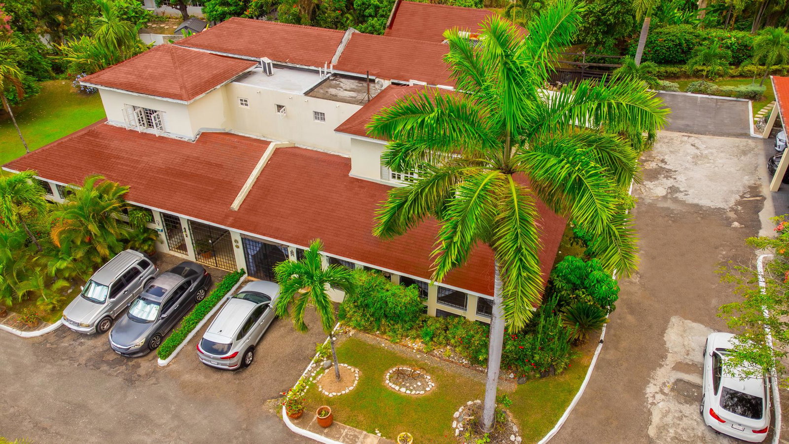 Second image of 2-1a Upper Melwood Avenue, Kin in Kingston 8, St. Andrew, Jamaica - property is For Sale